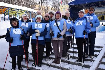 Совет ветеранов Златмаша на фестивале скандинавской ходьбы